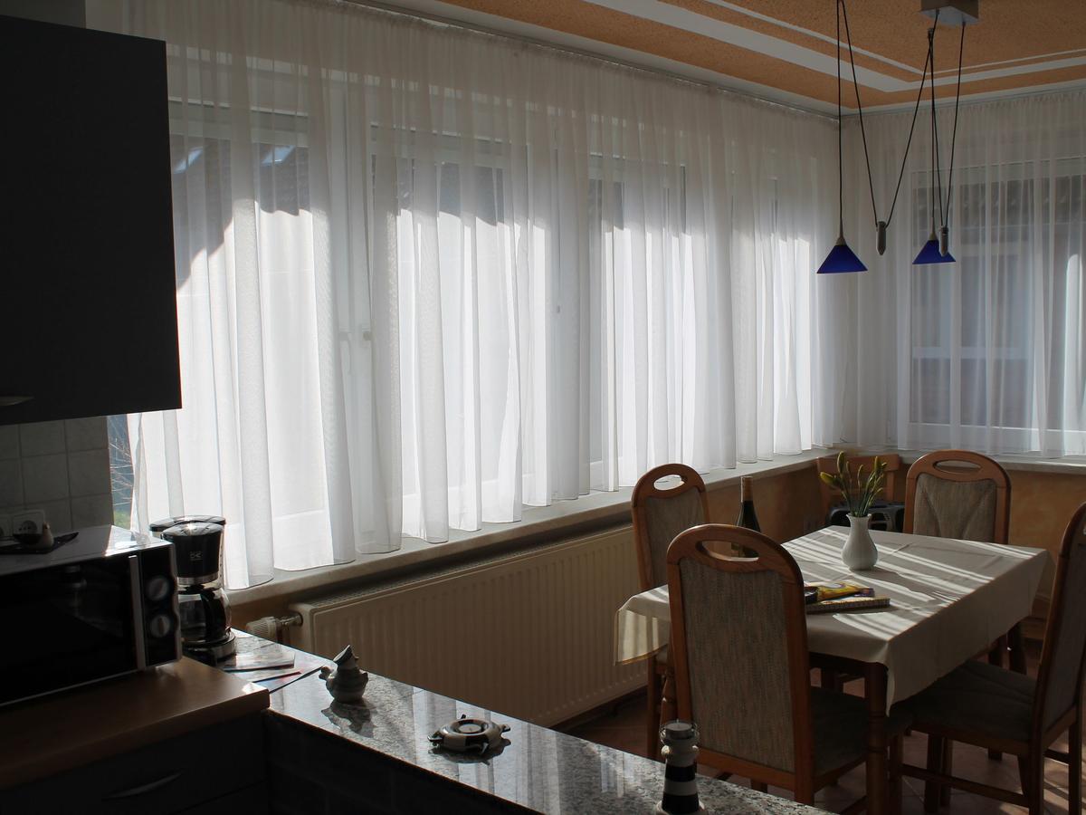 Spacious Bungalow Near Sea In Grundshagen Kültér fotó